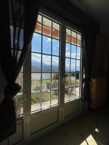 Villa avec piscine face aux Pyrénées