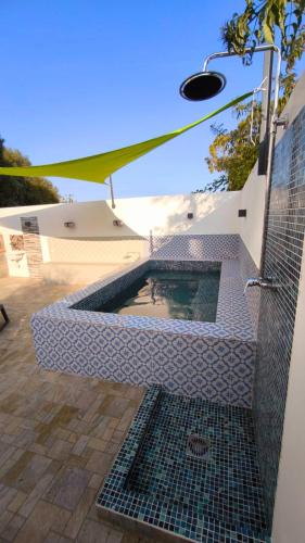 PoolHouse EstrelasDourada ALVOR