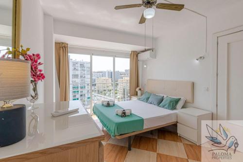 Excellent apt with sea views