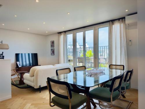 Cocoon 6p, Terrace with Eiffel Tower & Seine View