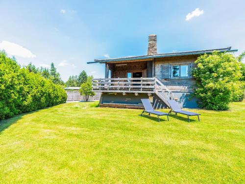 Gallery image of Quaint Chalet, Bernister, cleaning included in Bernister