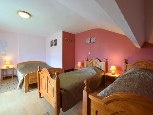 Gallery image of Villa with Guest House & Sauna, cleaning included in Jehonville