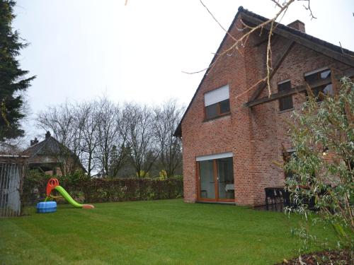 Gallery image of Apartment in Antwerp near Verbeke Museum, cleaning included in Puivelde