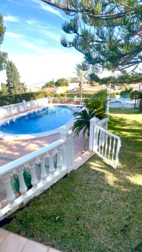 Villa Luxury vista a Laguna Rosa de Torrevieja