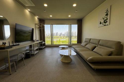 Гостиная зона в Centum Hotel Mokpo Namak branch