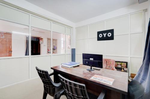 Fotografie z fotogalerie ubytování Hotel O SRI BALAJI HOMESTAY BY D ALPHABET v destinaci Tirupati