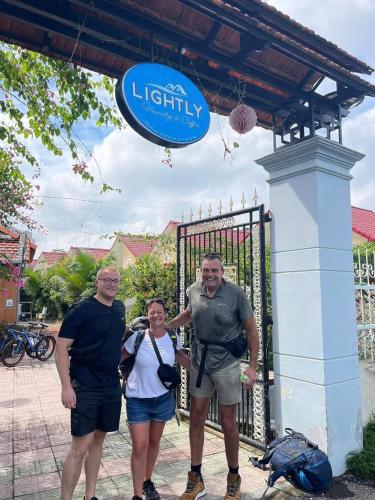 Επισκέπτες που μένουν στο Lightly Homestay