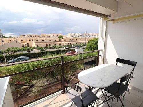 Studio Cosy avec Piscine et Parking au Grau-du-Roi - FR-1-307-287