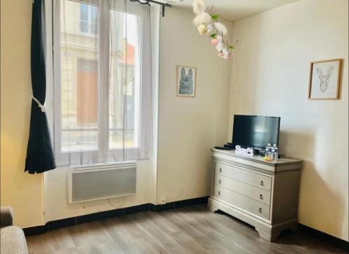 Coquebert studio confortable proche centre ville