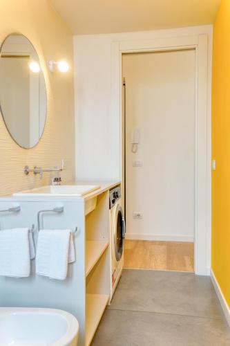 Piranesi Boutique Apartments - Modern Design 5 mins from Linate Airport