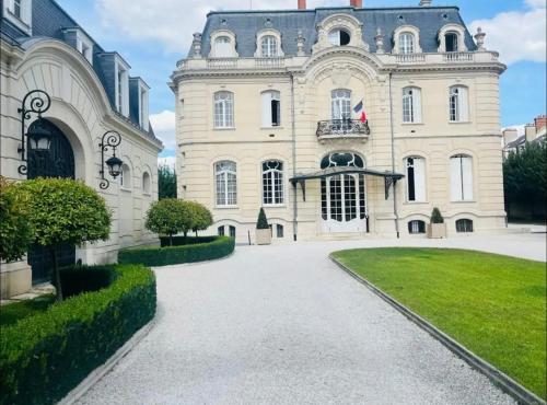 Coquebert studio confortable proche centre ville