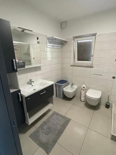 Apartma Metulj Koper - Newにあるバスルーム