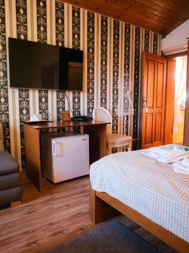 Una cama o camas en una habitación de U Krba
