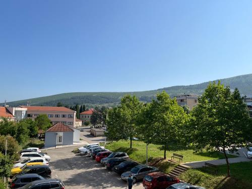 Nespecifikovaný výhled na hory nebo výhled na hory při pohledu z apartmánu