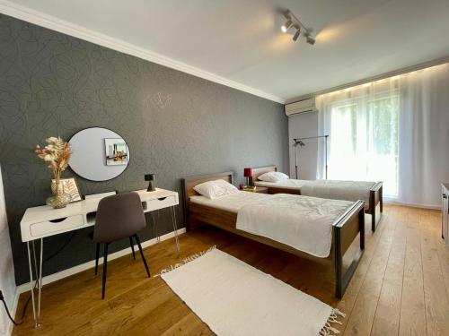 Siget 2BR Modern Retreat