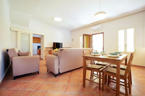 Artemis House