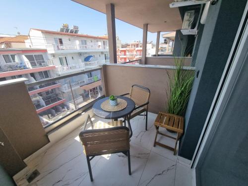 AFRODITI Studios Grigoriu Luxury Apartaments