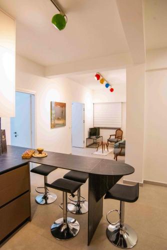 Smoothie 2Bdr City Center Flat