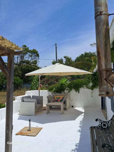 Κήπος έξω από το Beach Wave Melides Villa