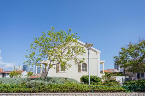 Το κτήριο όπου στεγάζεται  το ξενοδοχείο