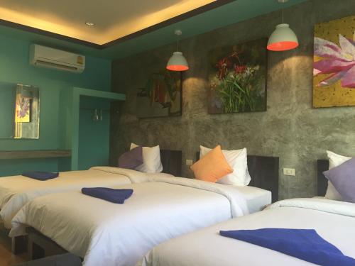 Katil atau katil-katil dalam bilik di Bro&Sis Place