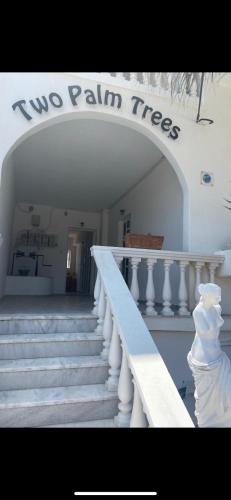 Ảnh trong thư viện ảnh của Two Palm Trees 1 ở Adamas
