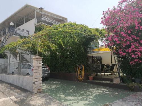 Sunny Day apartments