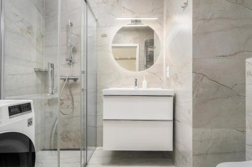 Koupelna v ubytování Apartment Opal 21 widok na morze w Balticus Promenada Gwiazd