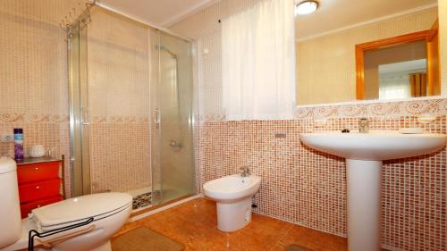 R-1835 APARTAMENTO LAS OLAS