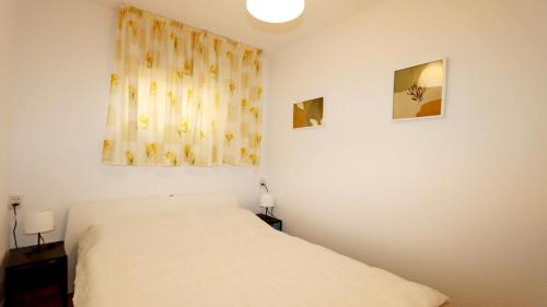 R-1835 APARTAMENTO LAS OLAS