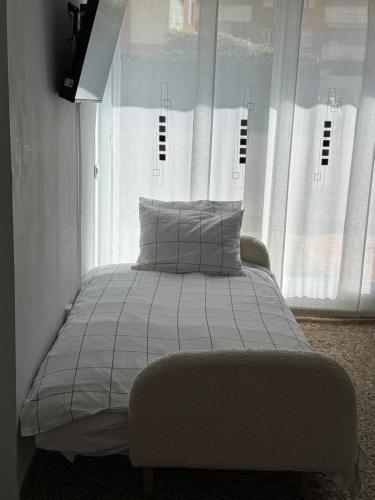 Letto o letti in una camera di Luxury Svetlanka House Fenals