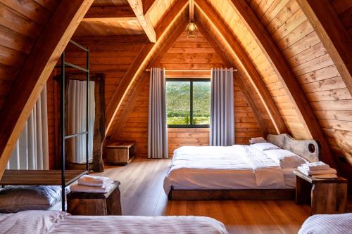 Altus Highland Lodgesにあるベッド