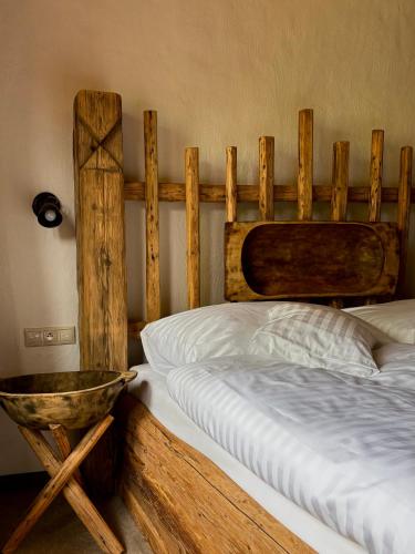 Ένα ή περισσότερα κρεβάτια σε δωμάτιο στο Hotel Roklina