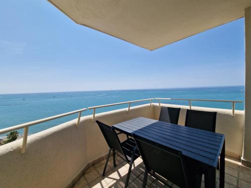 G&G Benalbeach Port Views - Renovated 2025