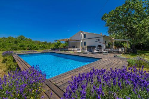 Holiday house GARICA