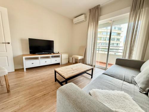 The City Center Flat- EaW Homes