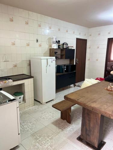 Dapur atau dapur kecil di Augusto Apartment
