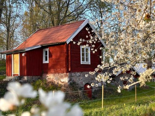 Gallery image of Drängstugan - Tiny House in Sund