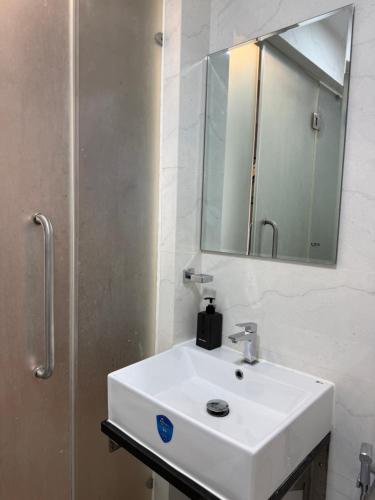 Un baño de Avari Beach Hotel