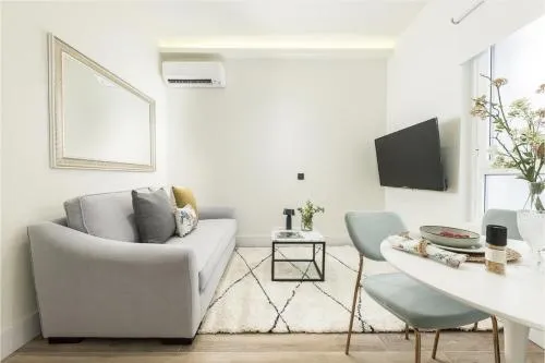 dPLACE To Be - Luxury apartments in Barrio de Salamanca photo 3