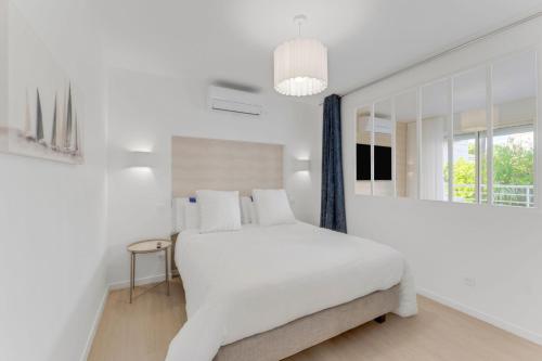 2 chambres - Grand balcon - à 1 min de la plage