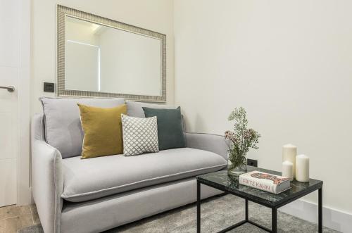dPLACE To Be - Luxury apartments in Barrio de Salamanca photo 31
