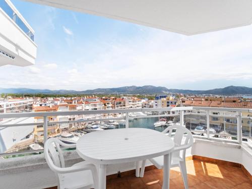 Apartamento C Frente al canal con Terraza