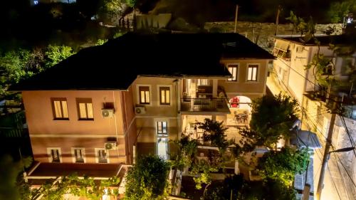 Villa Sinojmeri Girocastrum