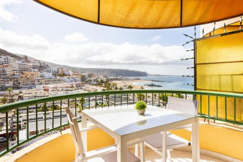 Stunning sea view apt in Los Cristianos