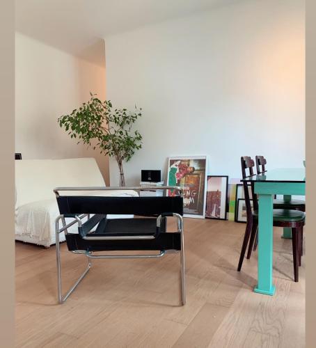 Francesco'S Place