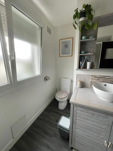 Photo de la galerie de l'établissement House for rent Le Mans Classic, au Mans