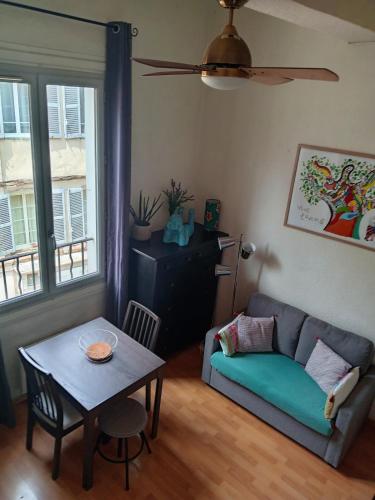 Charmant studio centre historique Aix