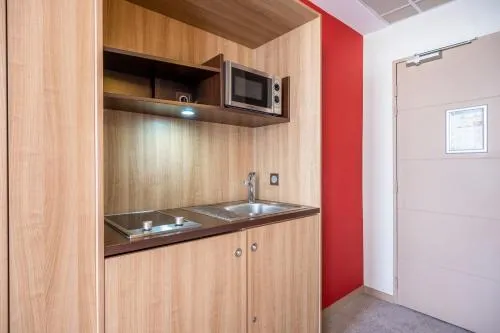 Aparthotel Adagio Lyon Patio Confluence photo 13