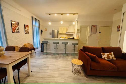 Grand T2 avec Clim Balcon Wifi